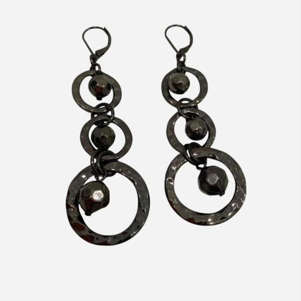 Black‎ metallic earrings, great for adding a touch of goth